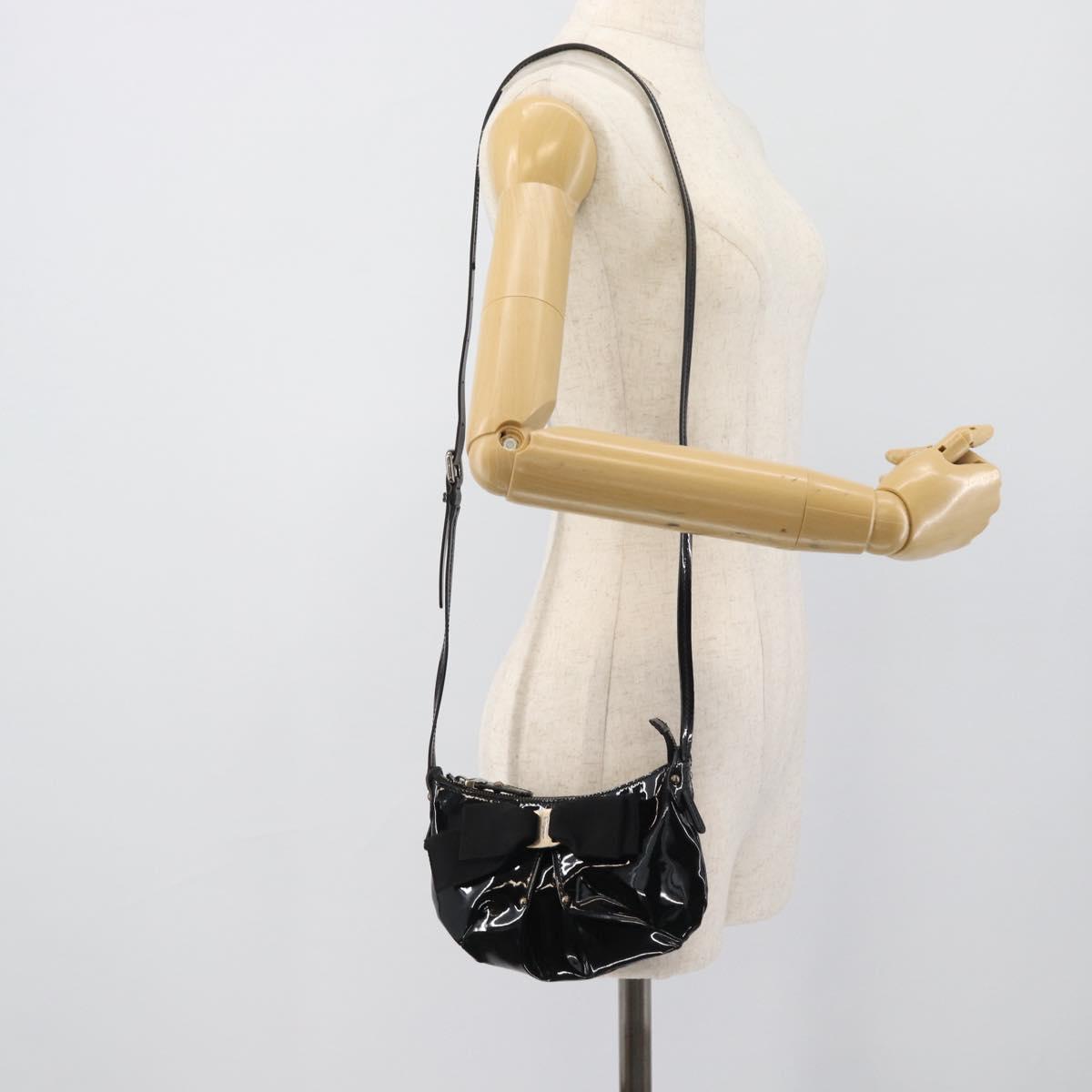 Salvatore Ferragamo Vala Shoulder Bag Patent Black Silver Auth ka5532A