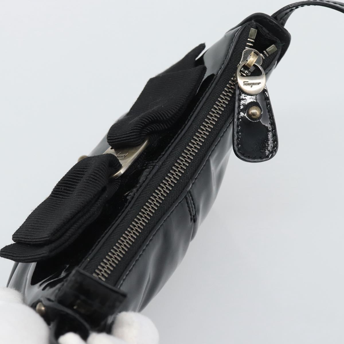 Salvatore Ferragamo Vala Shoulder Bag Patent Black Silver Auth ka5532A