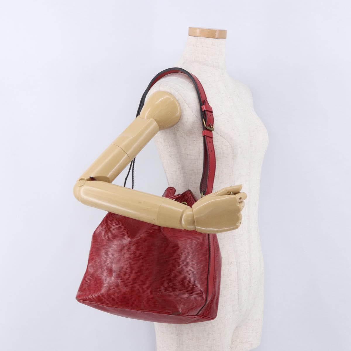 LOUIS VUITTON Epi Petit Noe Shoulder Bag Red M44107 LV Auth ka5541