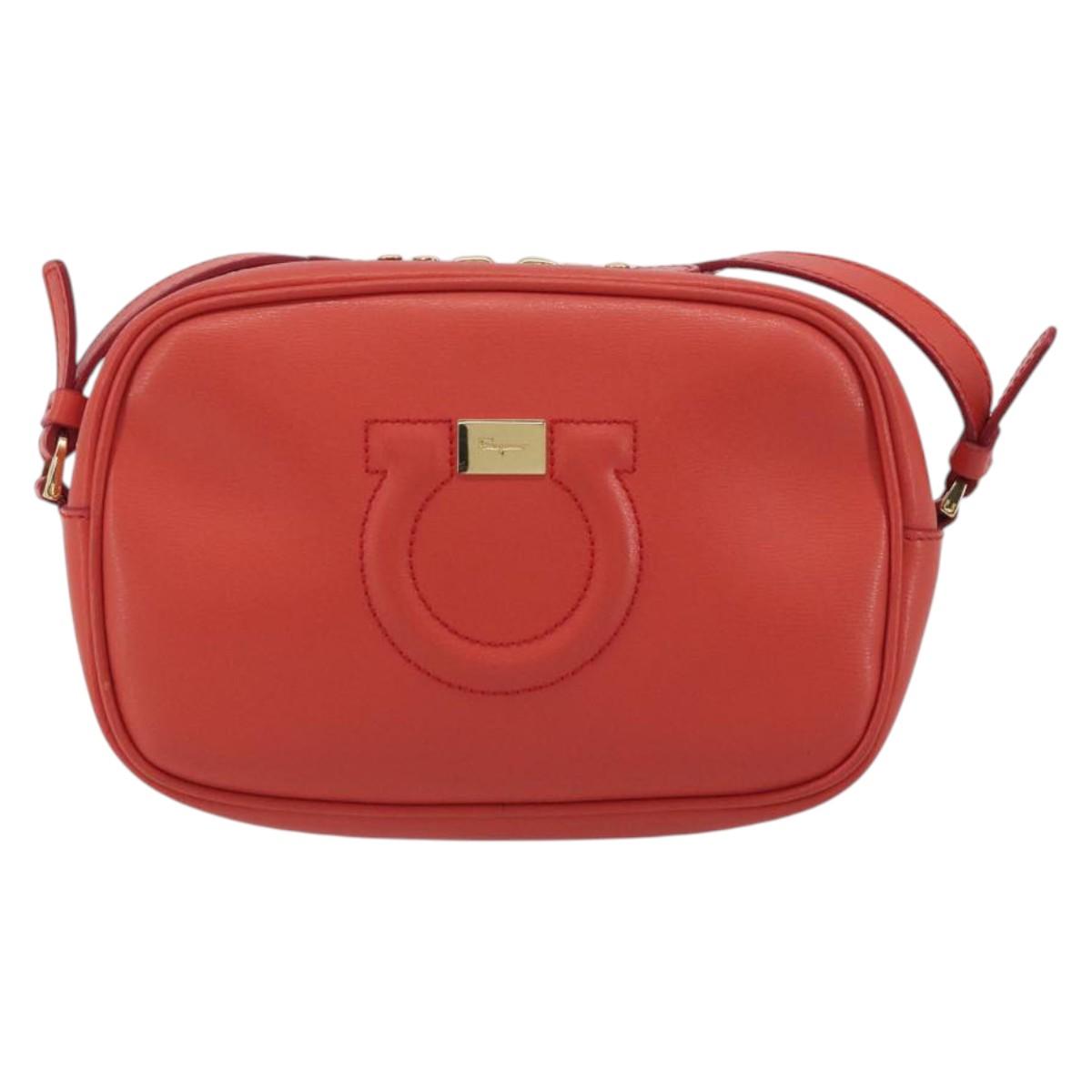 Salvatore Ferragamo Gancini Shoulder Bag Leather Orange Gold Tone Auth ka5544A