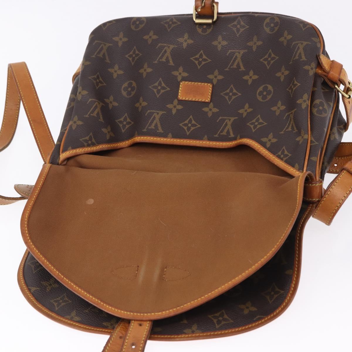 LOUIS VUITTON Monogram Saumur 30 Shoulder Bag M42256 LV Auth ka5561