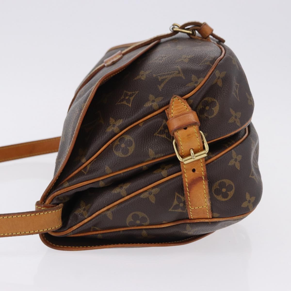 LOUIS VUITTON Monogram Saumur 30 Shoulder Bag M42256 LV Auth ka5561