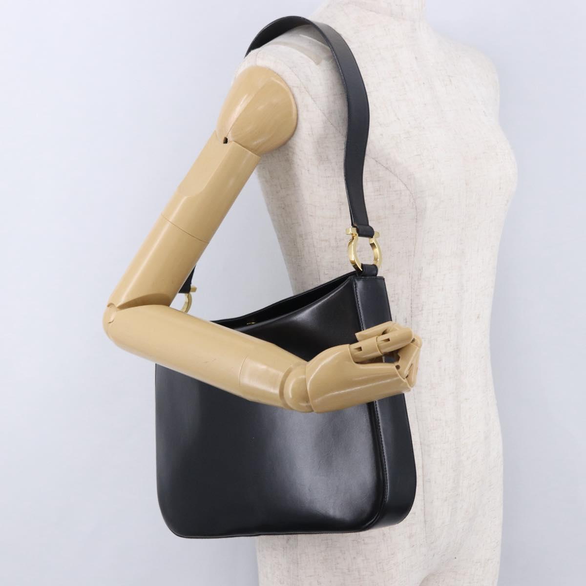 Salvatore Ferragamo Gancini Shoulder Bag Leather Black Gold Tone Auth ka5563