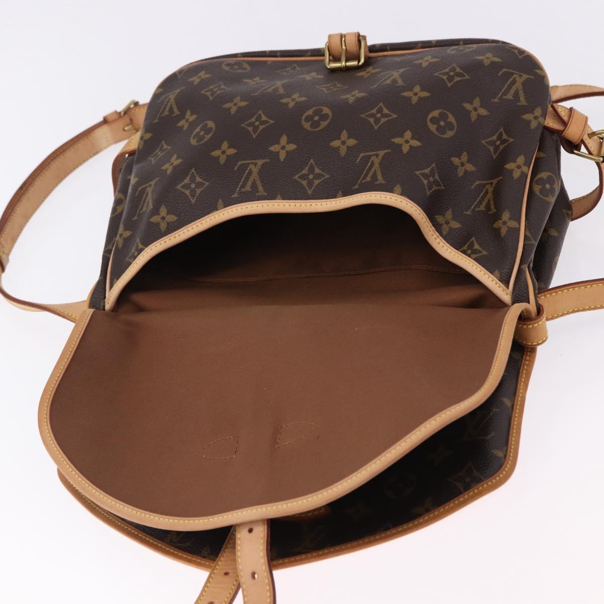 LOUIS VUITTON Monogram Saumur 30 Shoulder Bag M42256 LV Auth ka5588V