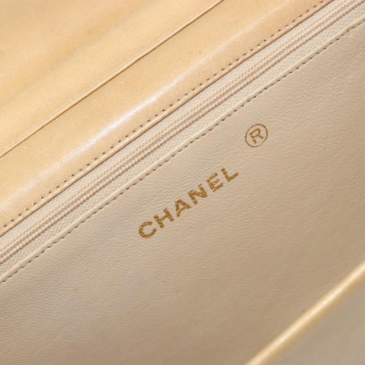 CHANEL Matelasse Chain Shoulder Bag Leather Beige Gold CC Auth ka5721