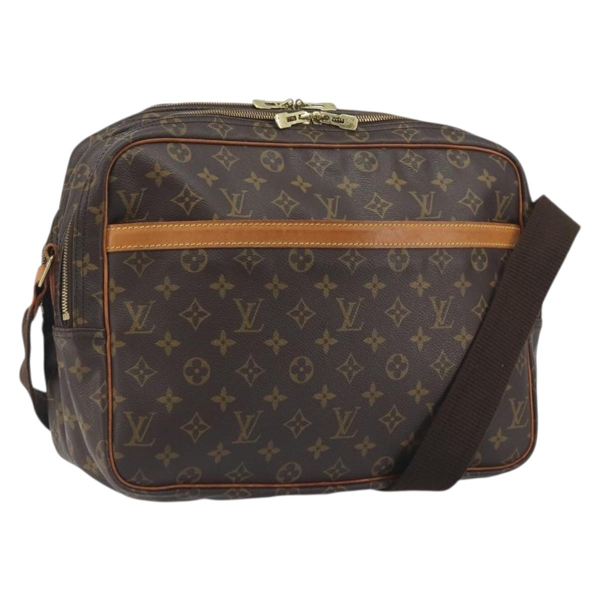 LOUIS VUITTON Monogram Reporter GM Shoulder Bag M45252 LV Auth ka5728A