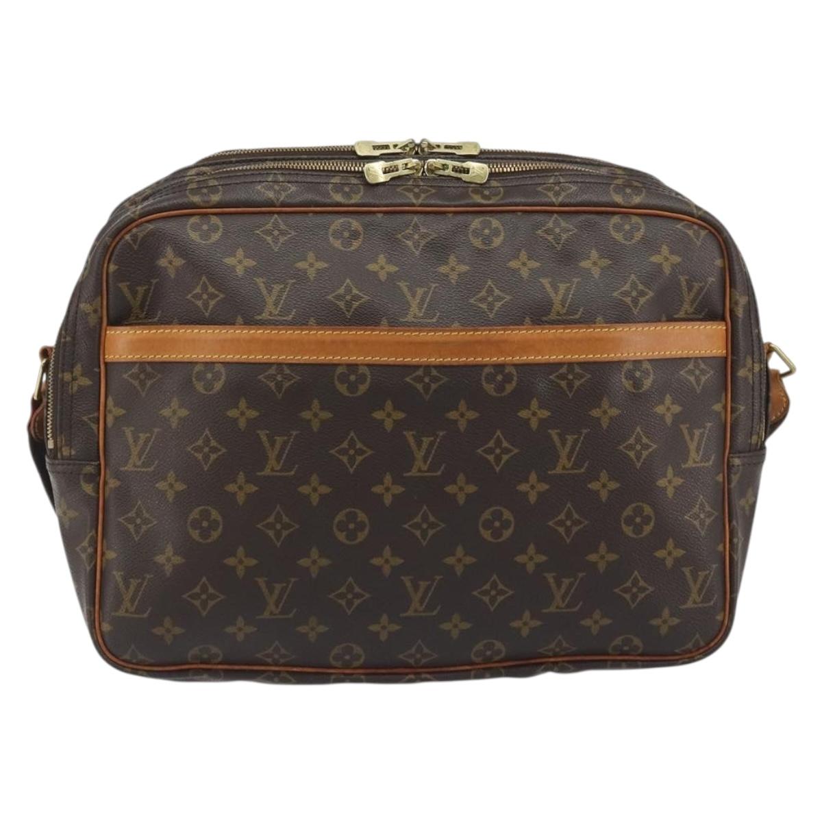LOUIS VUITTON Monogram Reporter GM Shoulder Bag M45252 LV Auth ka5728A