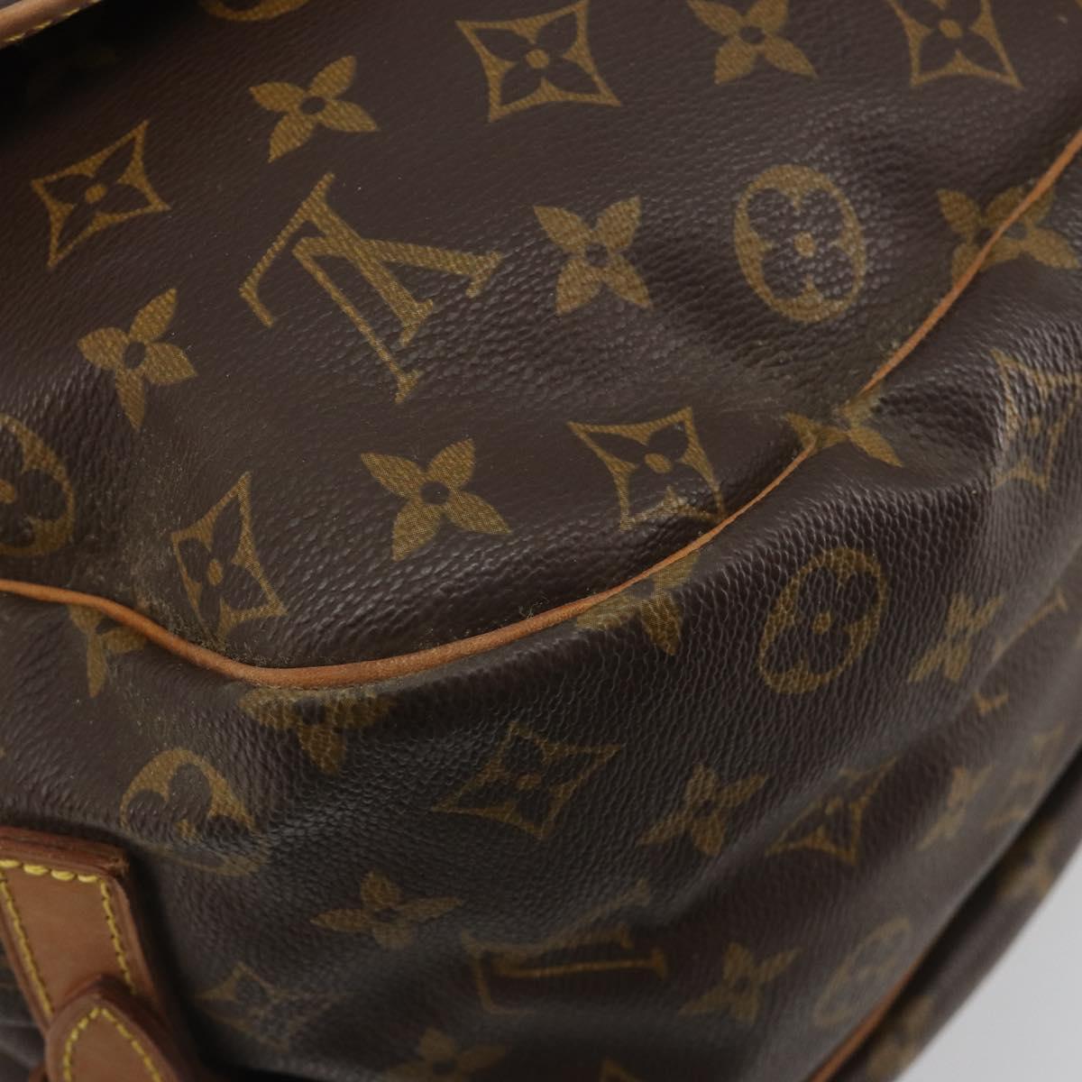LOUIS VUITTON Monogram Saumur 35 Shoulder Bag M42254 LV Auth ka5729