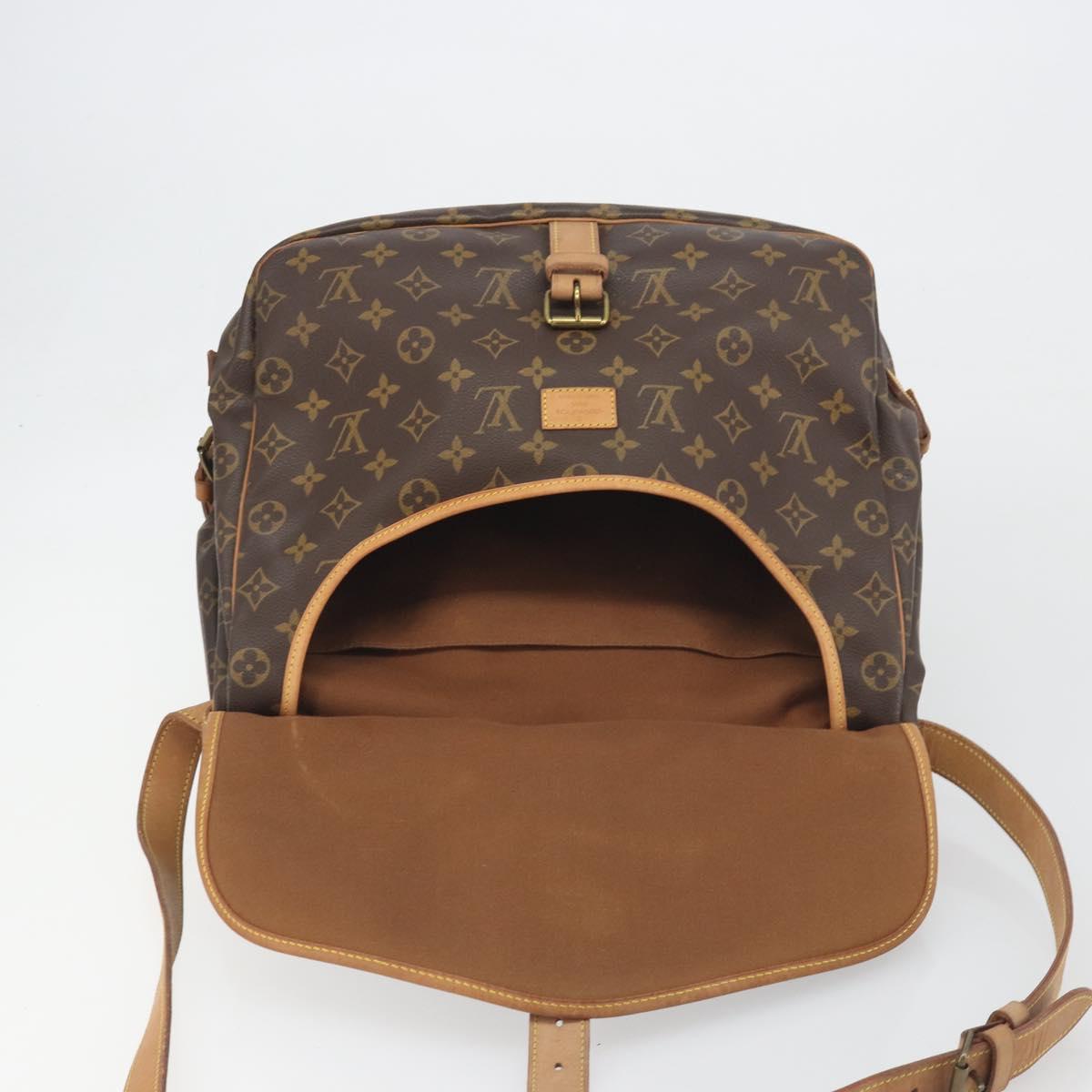 LOUIS VUITTON Monogram Saumur 35 Shoulder Bag M42254 LV Auth ka5729