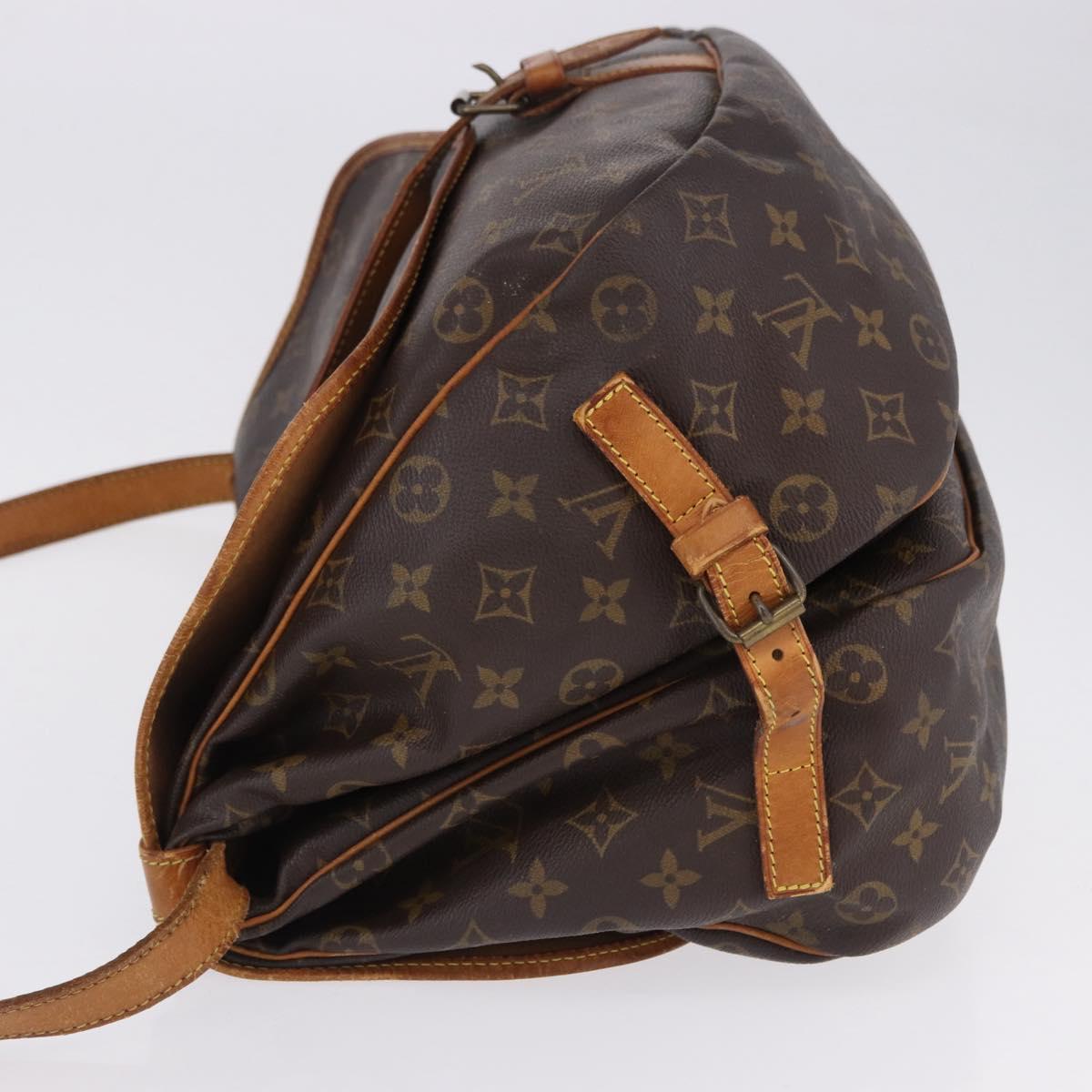 LOUIS VUITTON Monogram Saumur 35 Shoulder Bag M42254 LV Auth ka5756
