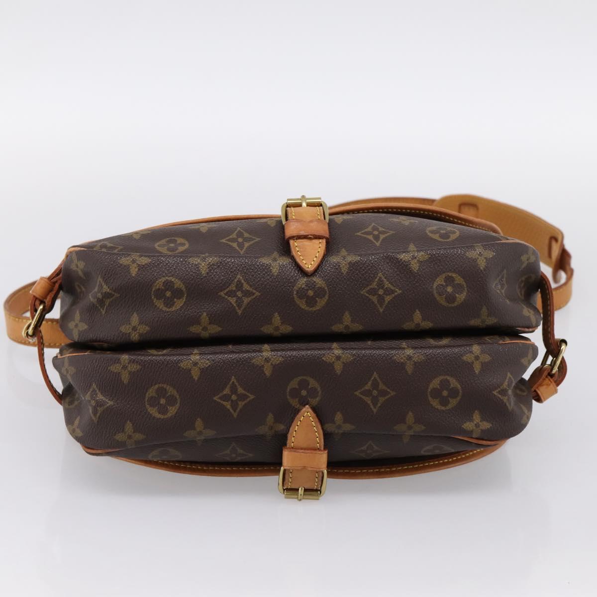 LOUIS VUITTON Monogram Saumur 30 Shoulder Bag M42256 LV Auth ka5757A