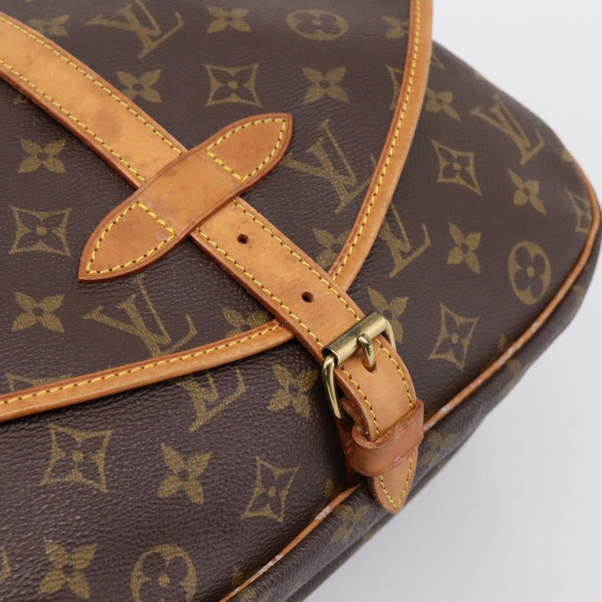 LOUIS VUITTON Monogram Saumur 30 Shoulder Bag M42256 LV Auth ka5757A
