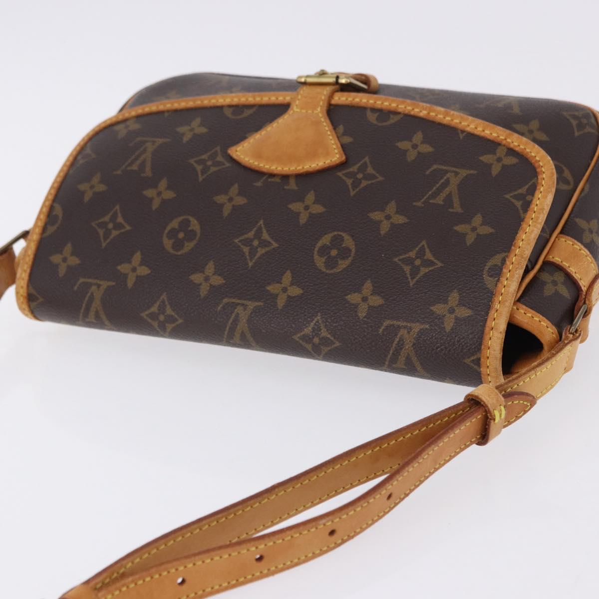 LOUIS VUITTON Monogram Sologne Shoulder Bag M42250 LV Auth ka5833A