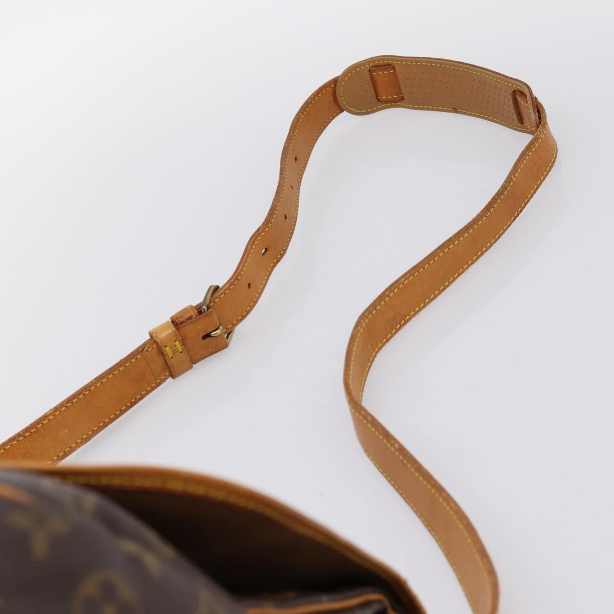 LOUIS VUITTON Monogram Saumur 35 Shoulder Bag M42254 LV Auth ka5862