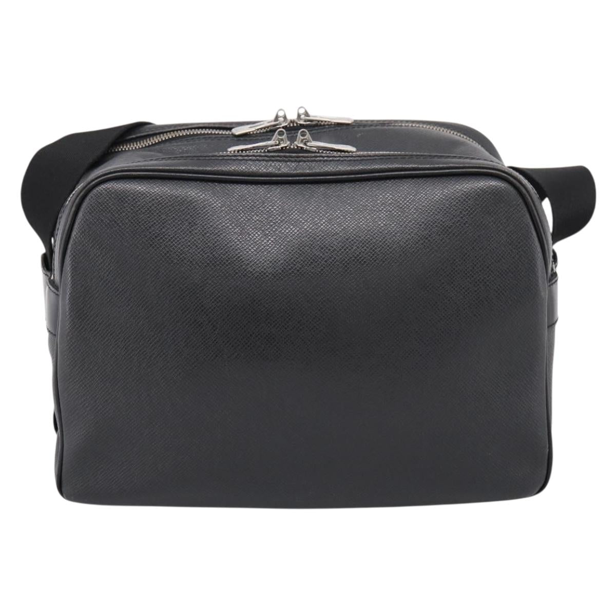 LOUIS VUITTON Taiga Reporter PM Shoulder Bag Ardoise M30152 LV Auth ka5933