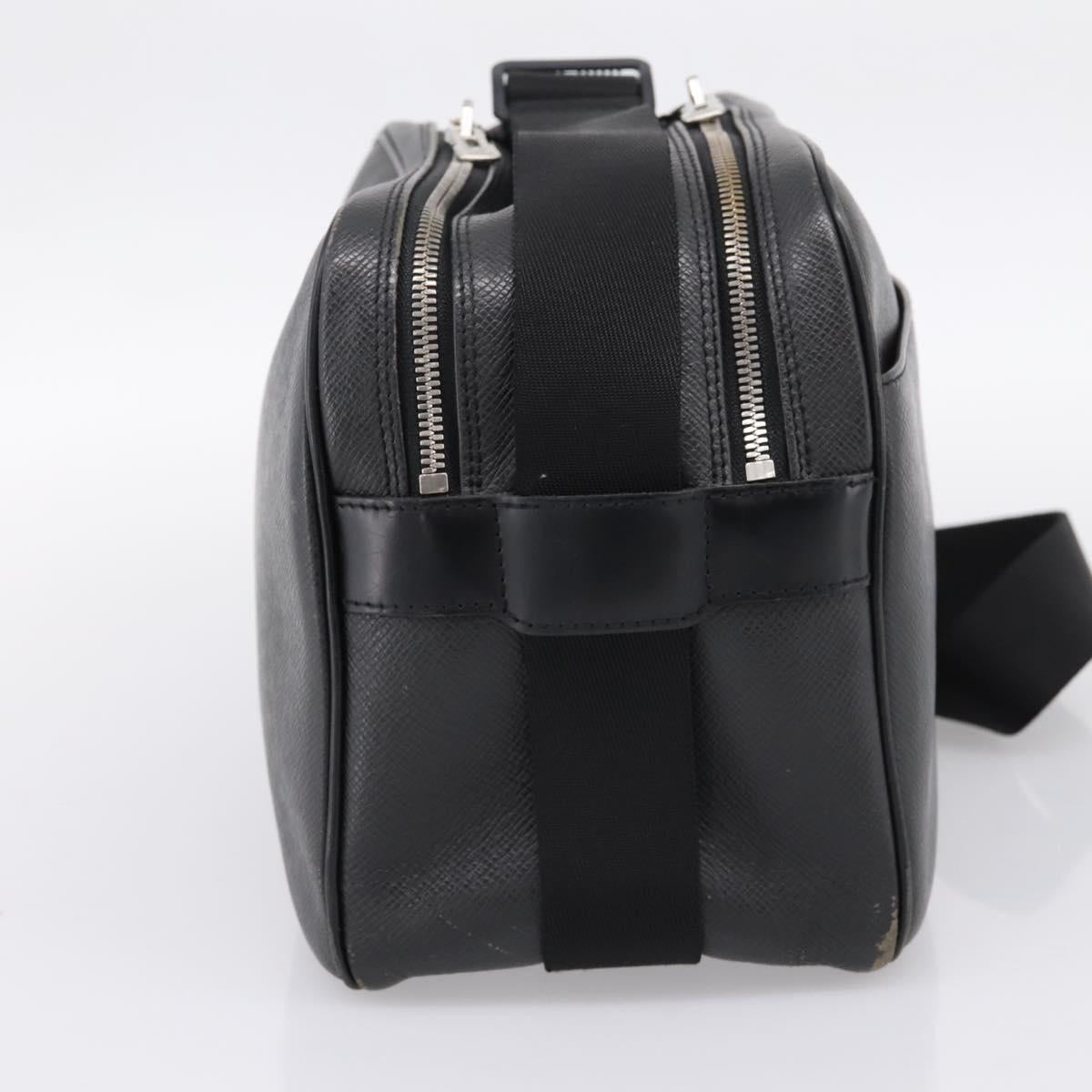 LOUIS VUITTON Taiga Reporter PM Shoulder Bag Ardoise M30152 LV Auth ka5933