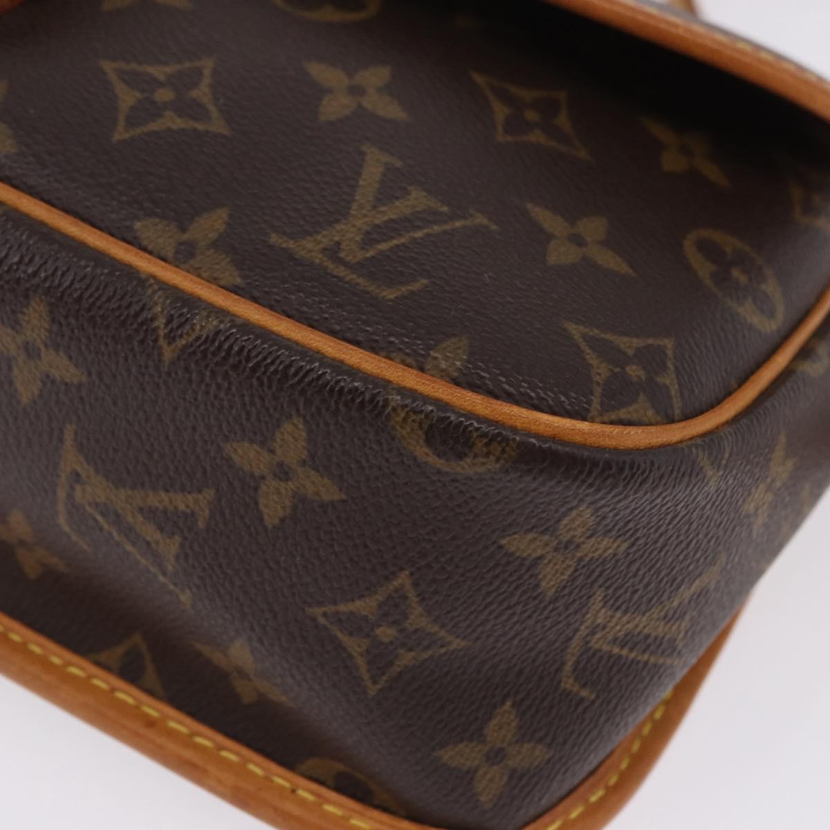 LOUIS VUITTON Monogram Sologne Shoulder Bag M42250 LV Auth ka5982V
