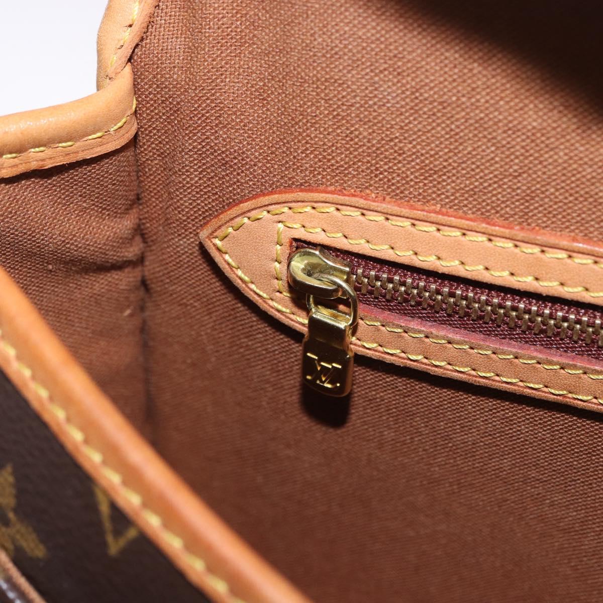 LOUIS VUITTON Monogram Sologne Shoulder Bag M42250 LV Auth ka5982V