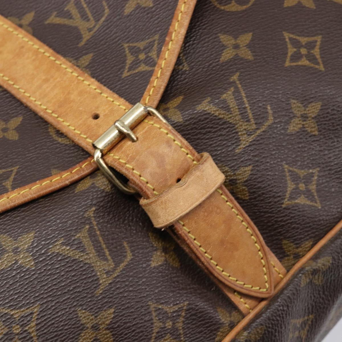 LOUIS VUITTON Monogram Saumur 35 Shoulder Bag M42254 LV Auth ka6011