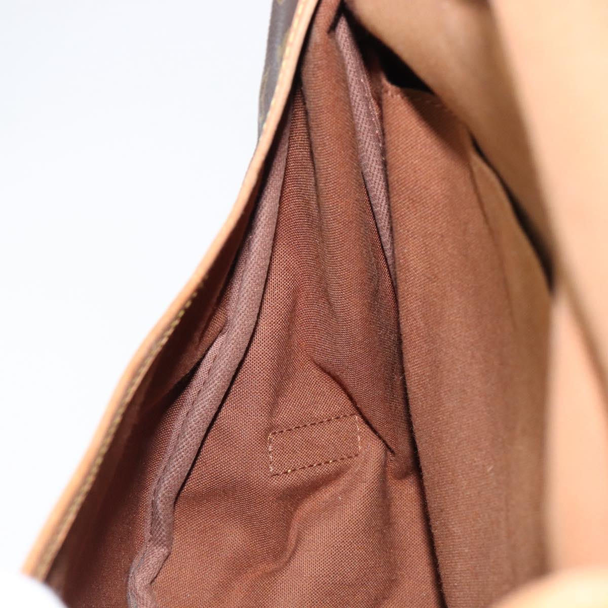 LOUIS VUITTON Monogram Saumur 35 Shoulder Bag M42254 LV Auth ka6011