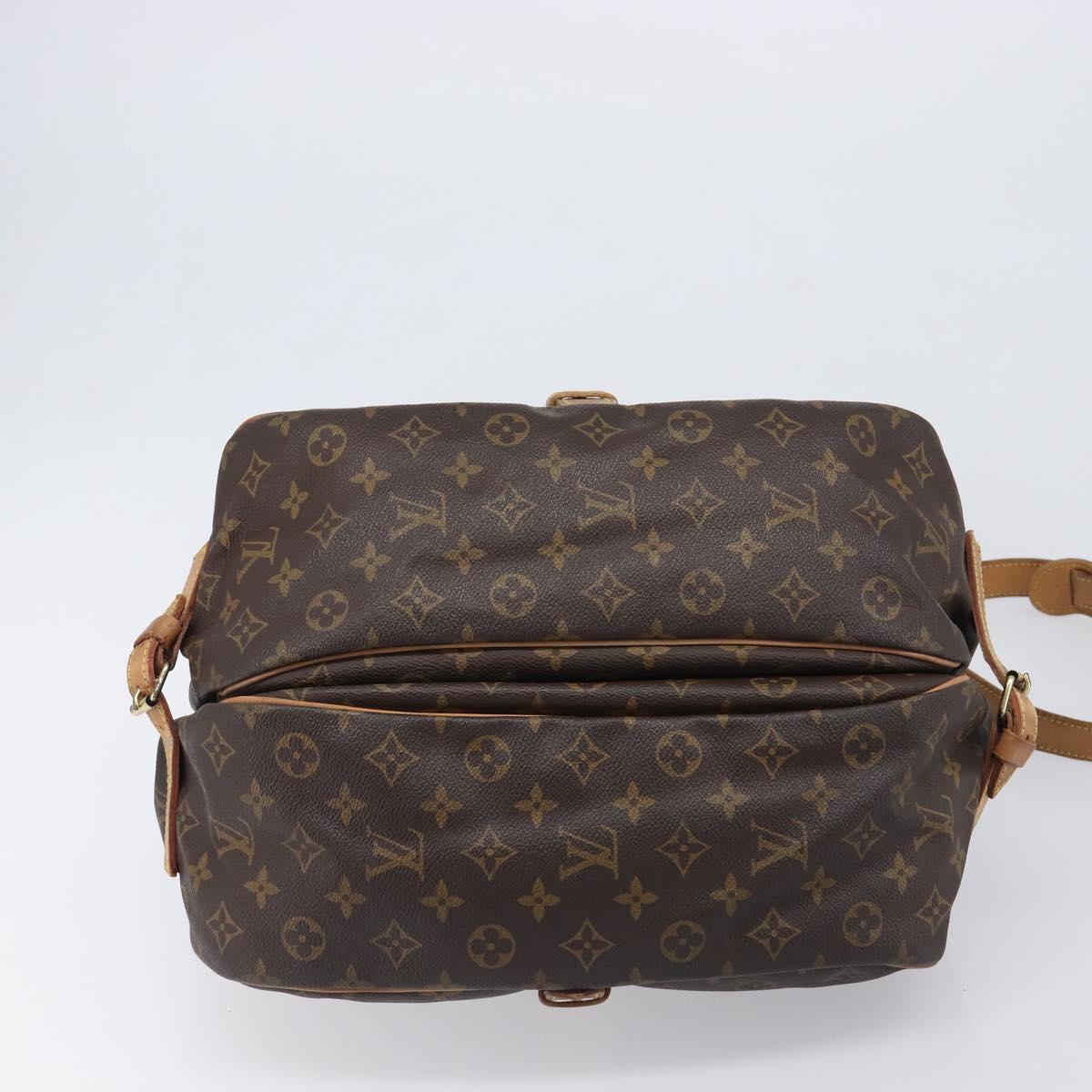 LOUIS VUITTON Monogram Saumur 35 Shoulder Bag M42254 LV Auth ka6011