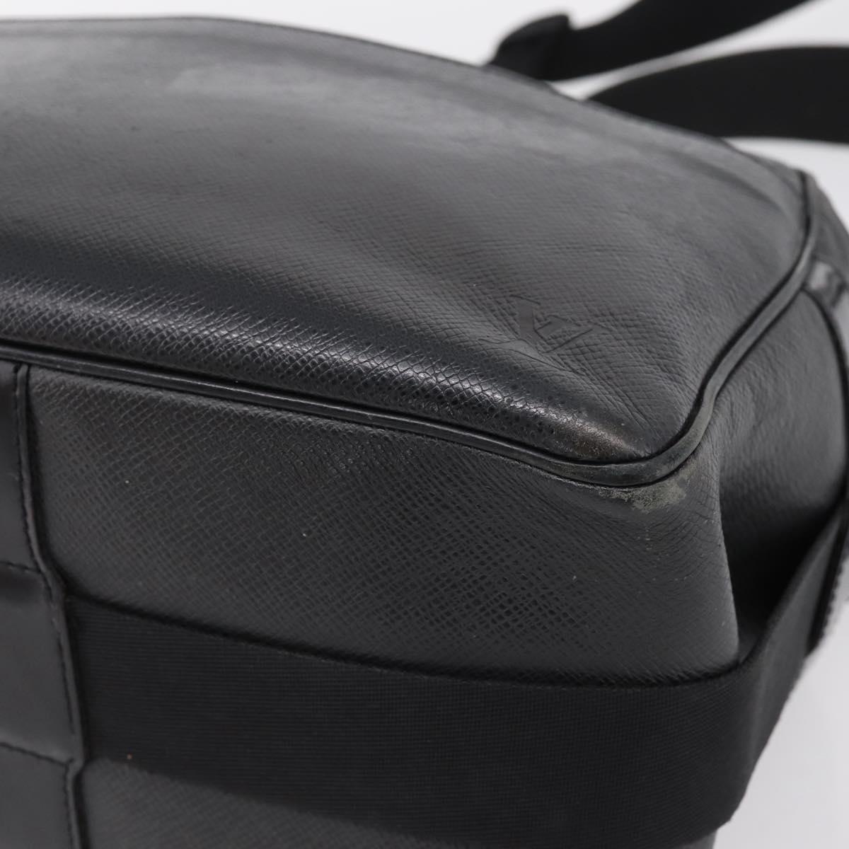 LOUIS VUITTON Taiga Reporter PM Shoulder Bag Ardoise M30152 LV Auth ka6020