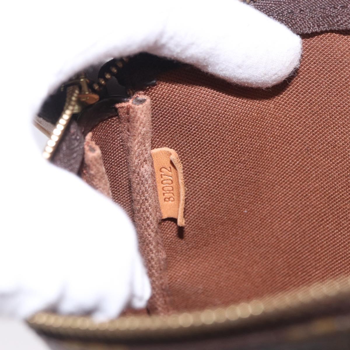LOUIS VUITTON Monogram Pochette Accessoires Pouch M51980 LV Auth ka6080A