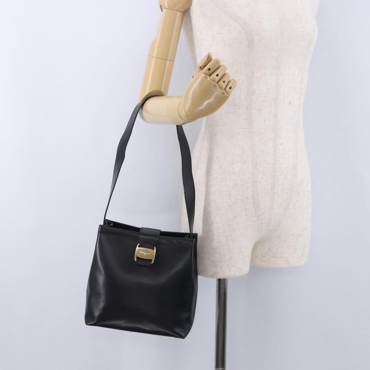 Salvatore Ferragamo Vala Shoulder Bag Leather Black Gold Tone Auth ka6109