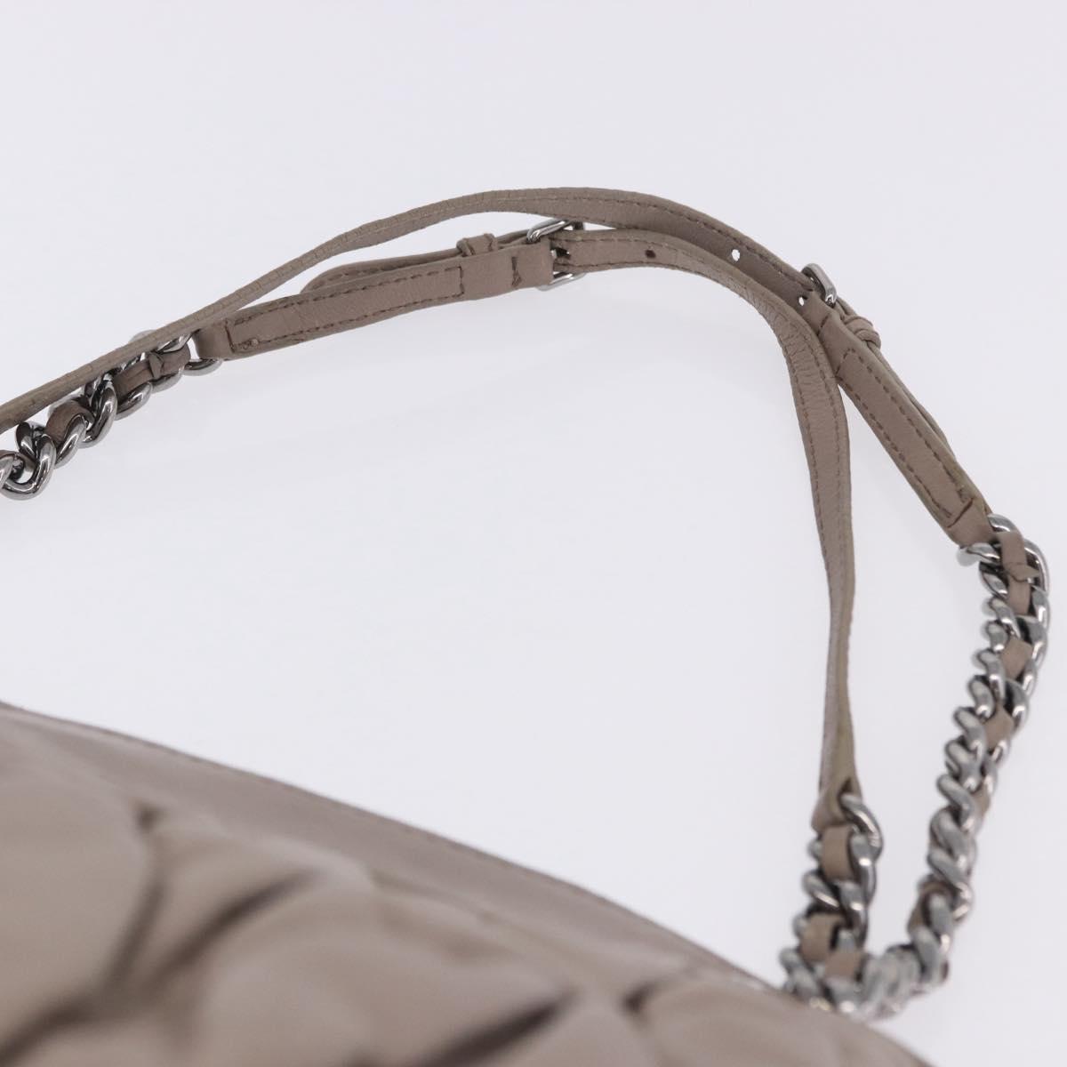 Miu Miu Matelasse Chain Shoulder Bag Leather Beige Silver Auth ka6124M