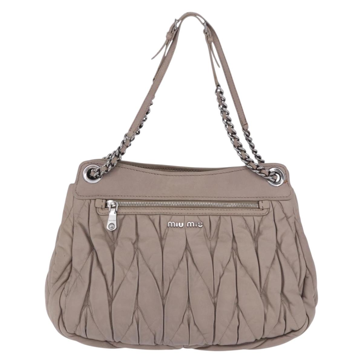 Miu Miu Matelasse Chain Shoulder Bag Leather Beige Silver Auth ka6124M