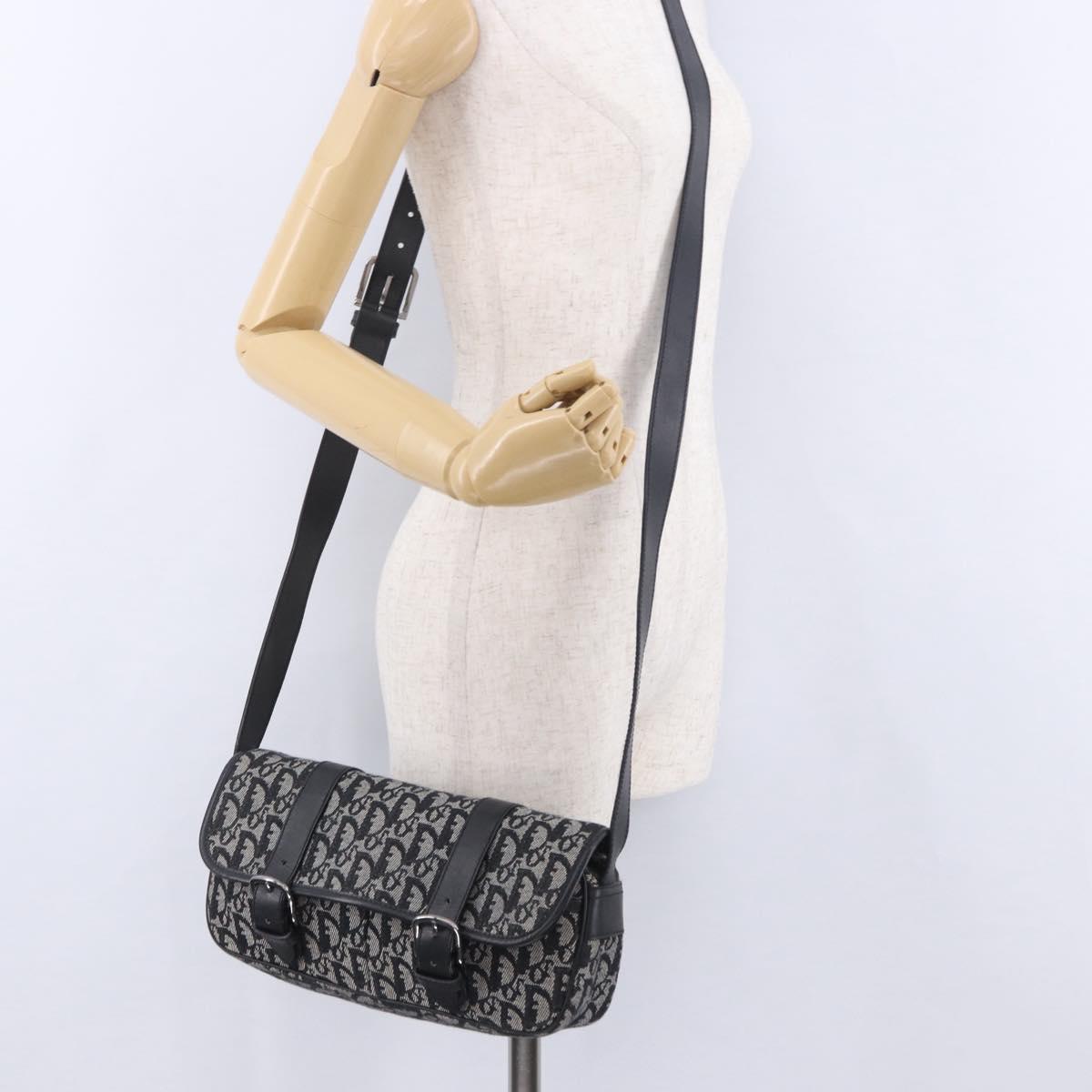 Christian Dior Trotter Canvas Shoulder Bag Black Silver Auth ka6139V