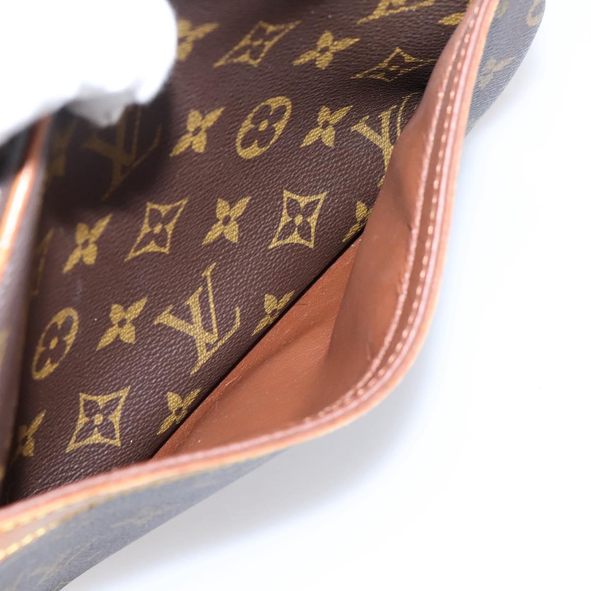LOUIS VUITTON Monogram Blois Shoulder Bag M51221 LV Auth ka6293V