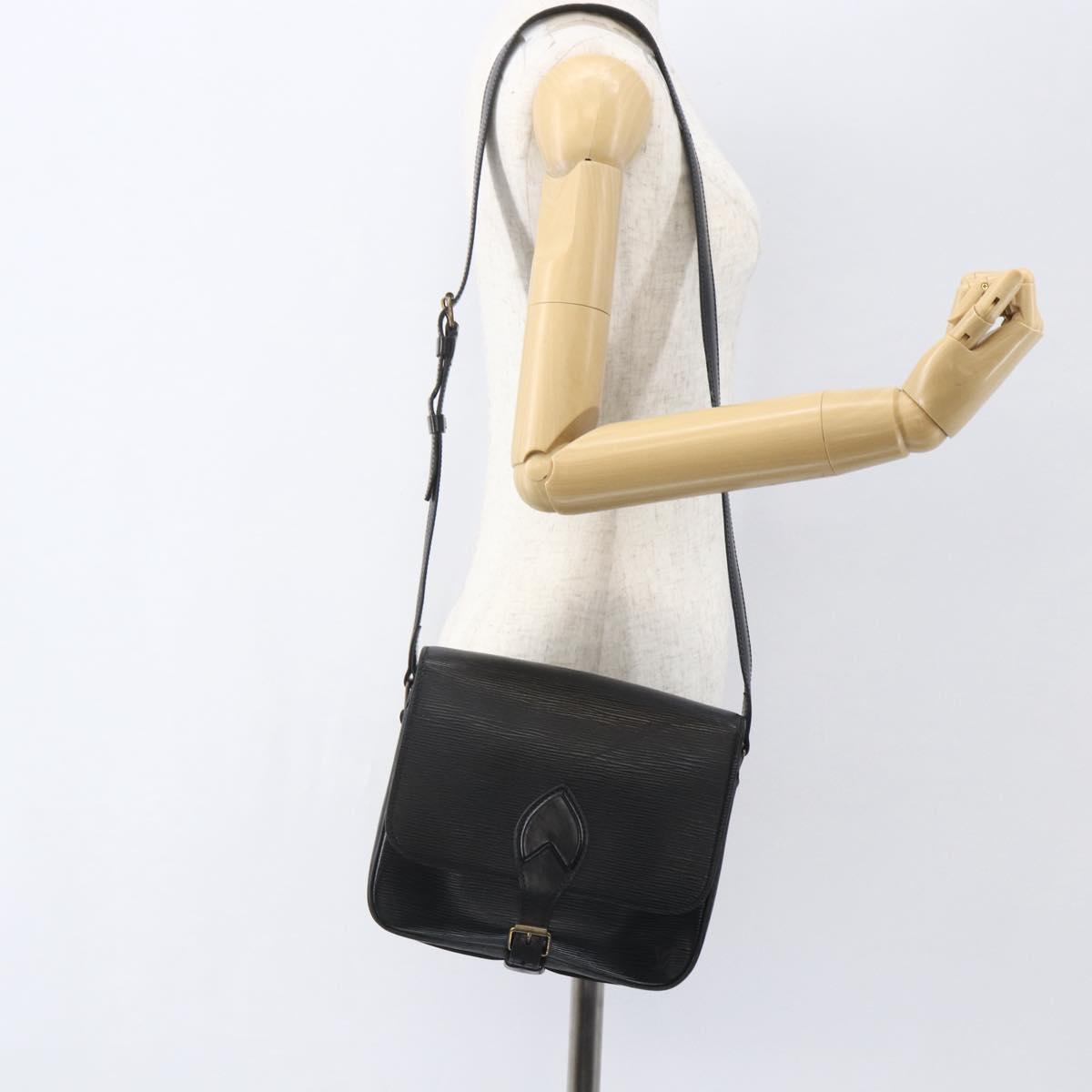LOUIS VUITTON Epi Cartouchiere MM Shoulder Bag Black Noir M52242 LV Auth ka631