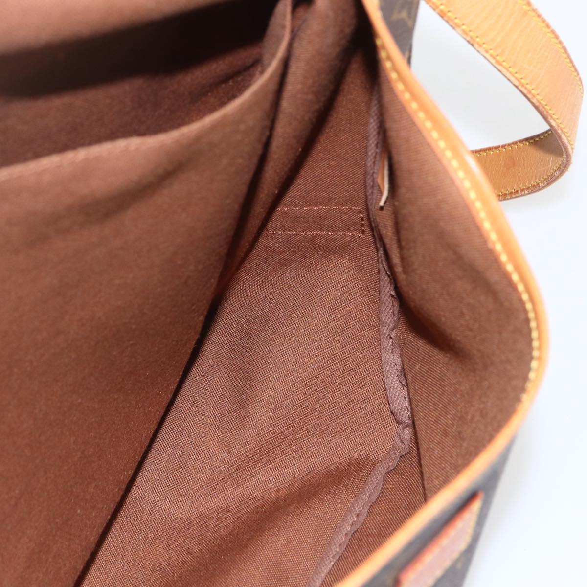 LOUIS VUITTON Monogram Saumur 35 Shoulder Bag M42254 LV Auth ka635