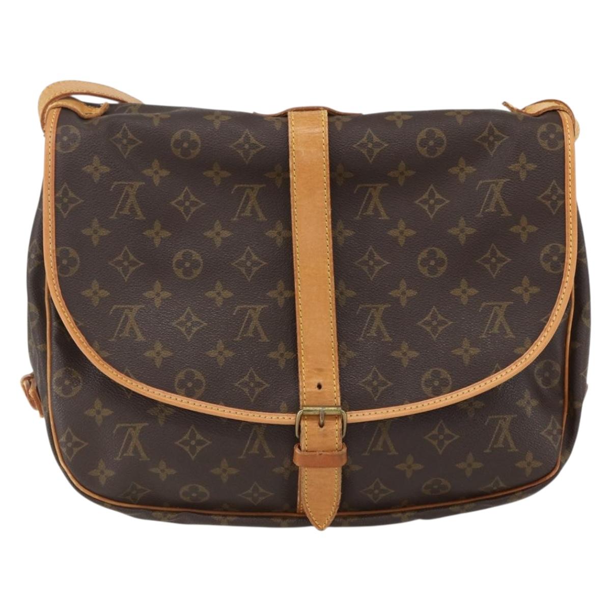 LOUIS VUITTON Monogram Saumur 35 Shoulder Bag M42254 LV Auth ka635