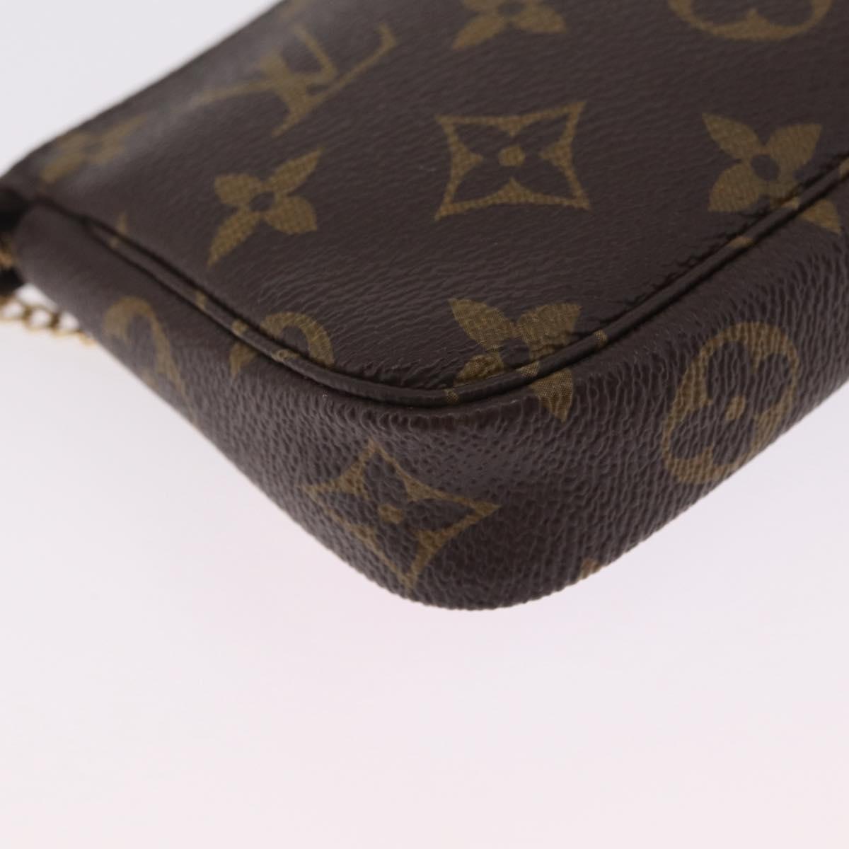 LOUIS VUITTON Ski Bear Mini Pochette Accessoires Pouch M67769 LV Auth ka6379M