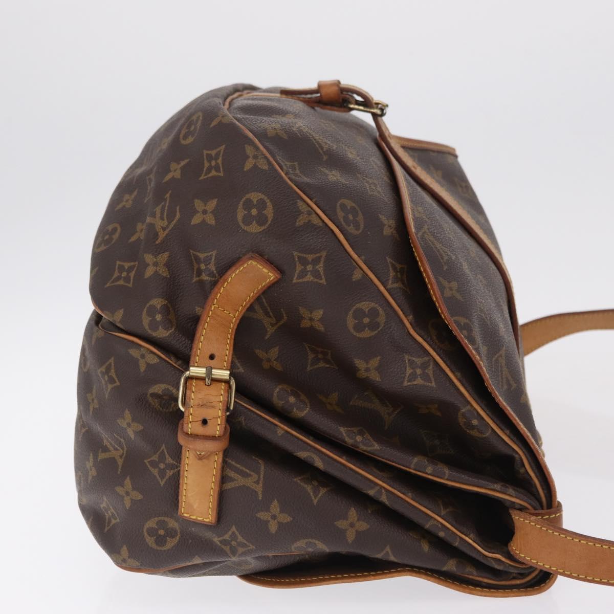 LOUIS VUITTON Monogram Saumur 35 Shoulder Bag M42254 LV Auth ka6403