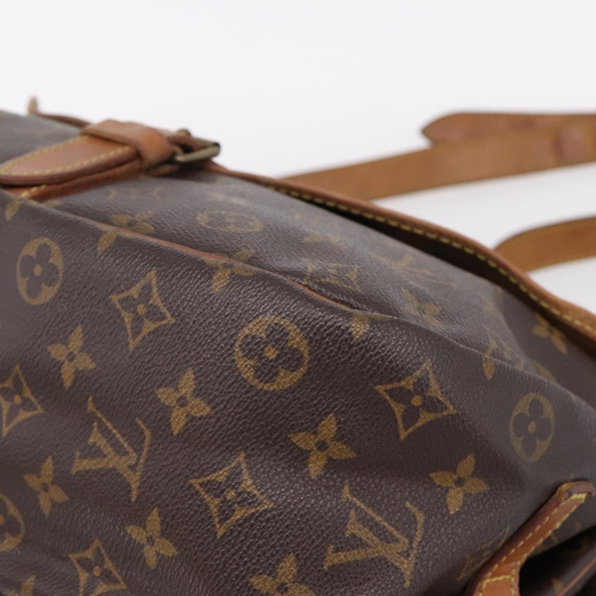 LOUIS VUITTON Monogram Saumur 35 Shoulder Bag M42254 LV Auth ka6513