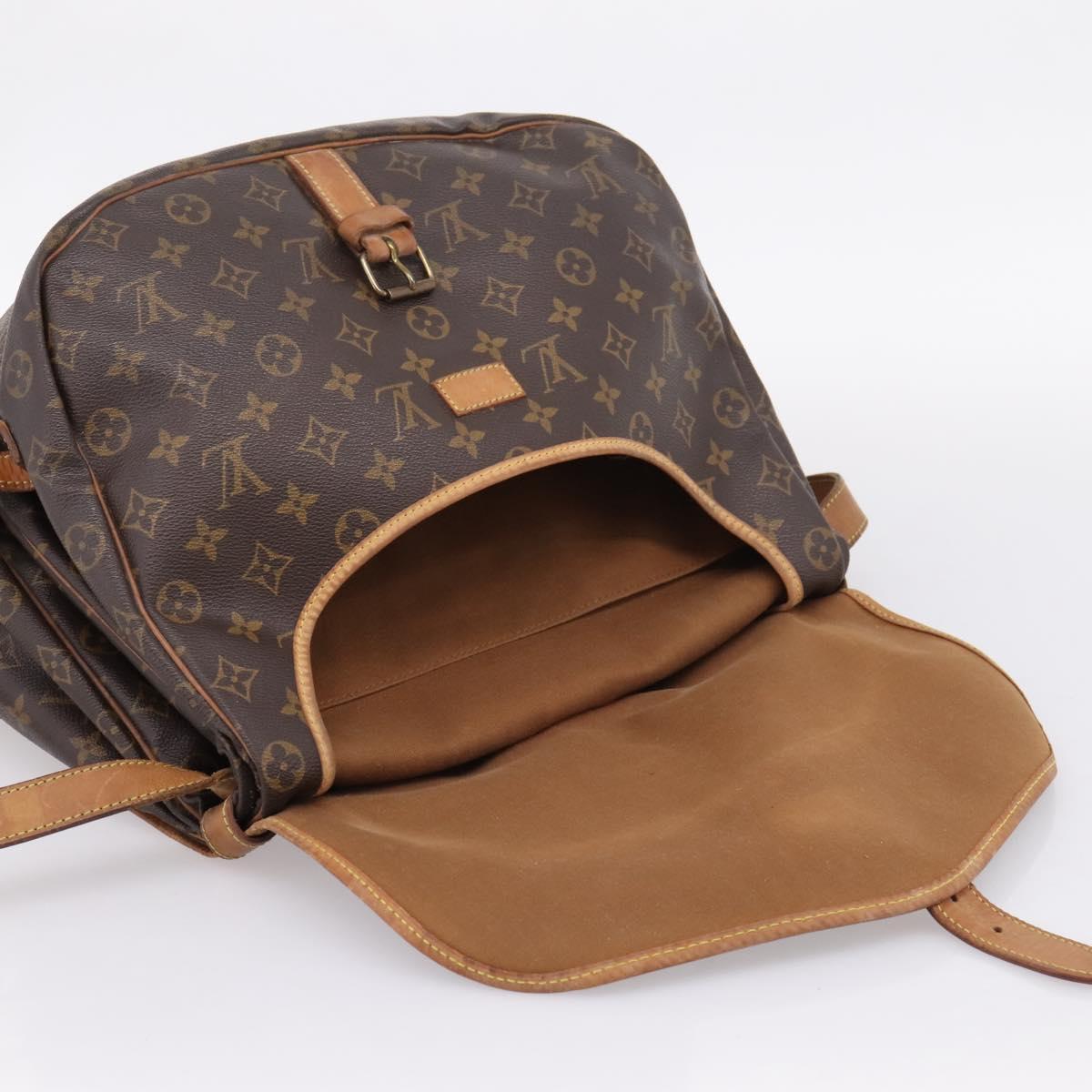 LOUIS VUITTON Monogram Saumur 35 Shoulder Bag M42254 LV Auth ka6513