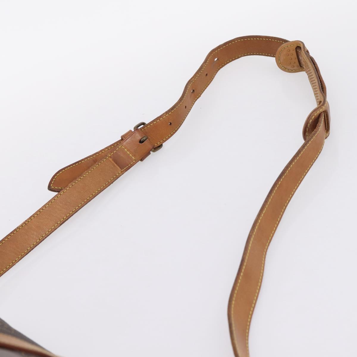 LOUIS VUITTON Monogram Saumur 35 Shoulder Bag M42254 LV Auth ka6513