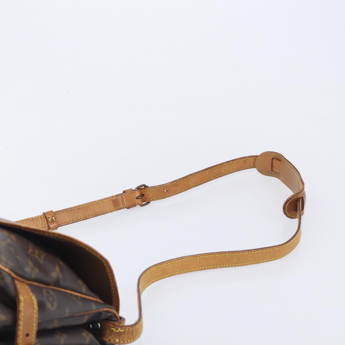 LOUIS VUITTON Monogram Saumur 30 Shoulder Bag M42256 LV Auth ka6514
