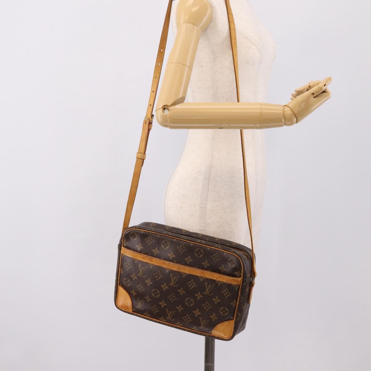 LOUIS VUITTON Monogram Trocadero 30 Shoulder Bag M51272 LV Auth ka6719