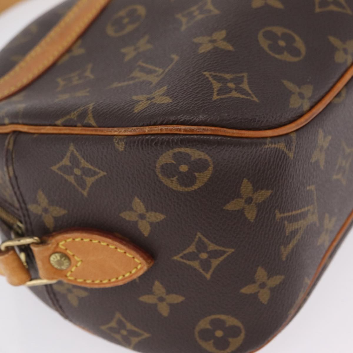 LOUIS VUITTON Monogram Blois Shoulder Bag M51221 LV Auth ka6797