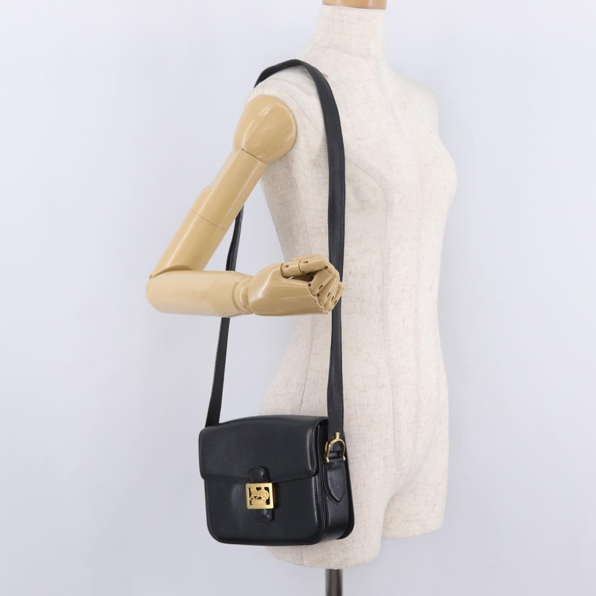 CELINE Horse Carriage Shoulder Bag Leather Black Gold Auth ka6798