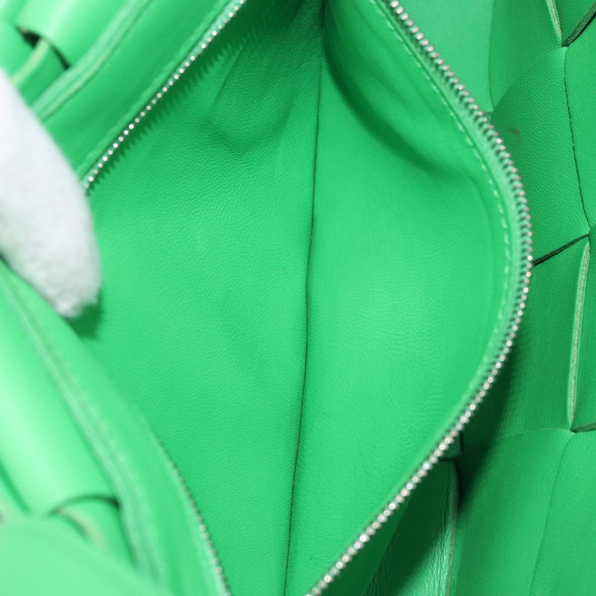 Bottega Veneta MAXI INTRECCIATO Cassette Bag Leather Green Silver Auth ka6923V