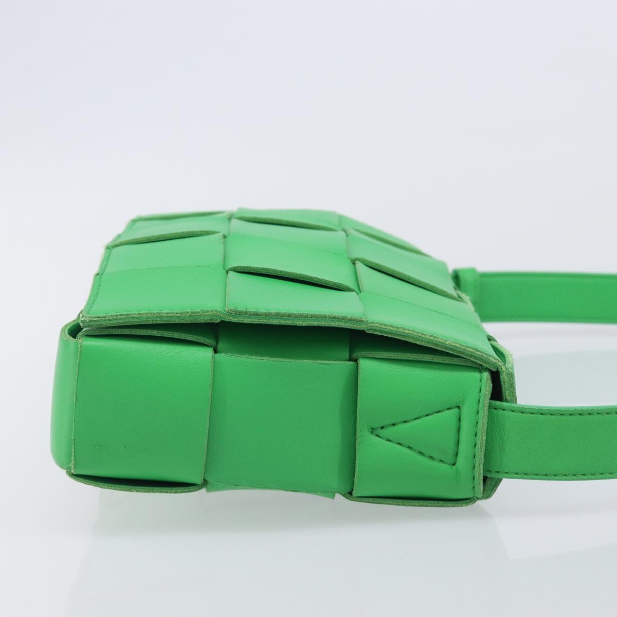 Bottega Veneta MAXI INTRECCIATO Cassette Bag Leather Green Silver Auth ka6923V