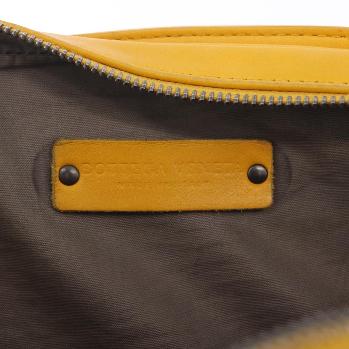 Bottega Veneta MAXI INTRECCIATO Waist Bag Leather Yellow Auth ka6940A