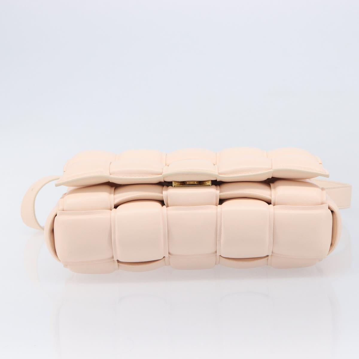 Bottega Veneta MAXI INTRECCIATO Cassette Bag Leather Pink Gold Auth ka6962M
