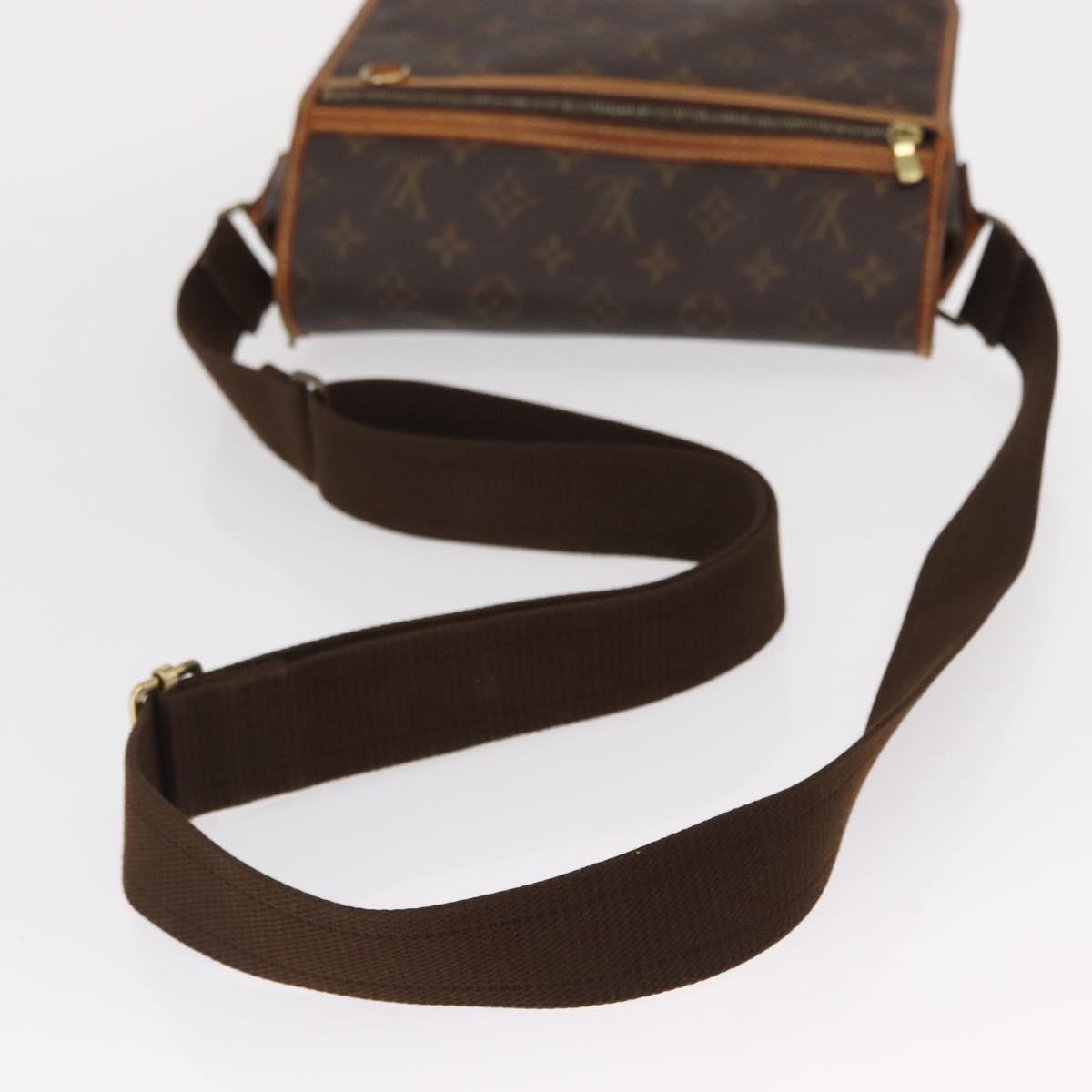 LOUIS VUITTON Monogram Messenger Bosphore PM Shoulder Bag M40106 LV Auth ka707