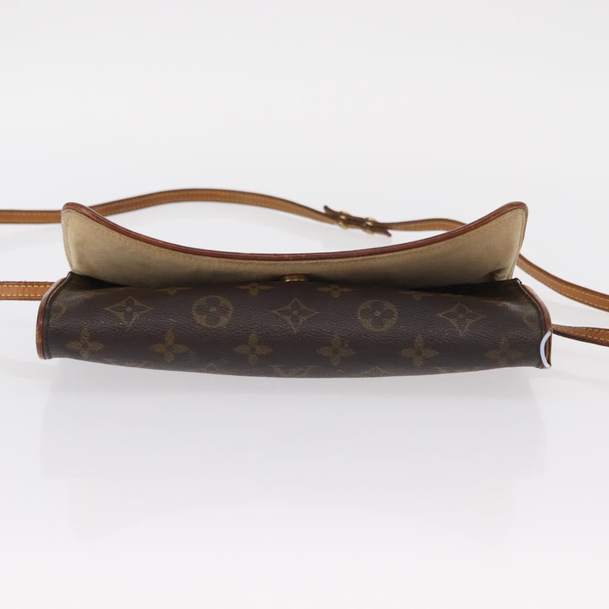 LOUIS VUITTON Monogram Pochette Twin GM Shoulder Bag M51852 LV Auth ka709